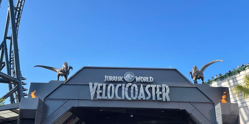 Jurassic World VelociCoaster